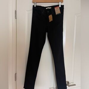 NWT Levi's 311 Shaping Skinny Jeans